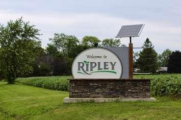 Huron-Kinloss.  Ripley sign.  Photo from Huron-Kinloss